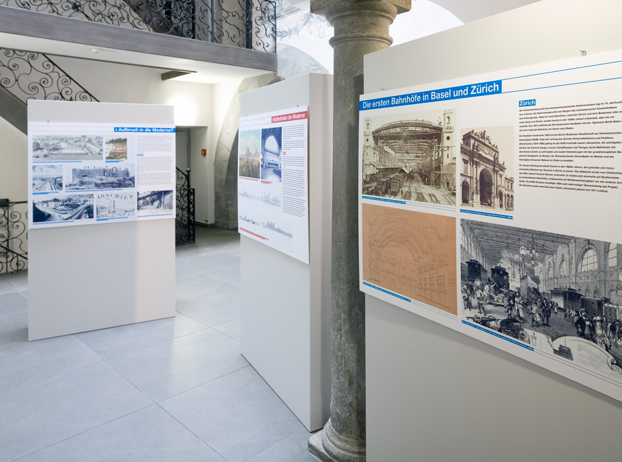 Ausstellung in den Räumlichkeiten des Baugeschichtlichen Archivs der Stadt Zürich: Gestaltung der Panels.